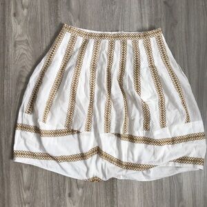 BCBGMAXAZRIA White and Gold Skirt Womens M